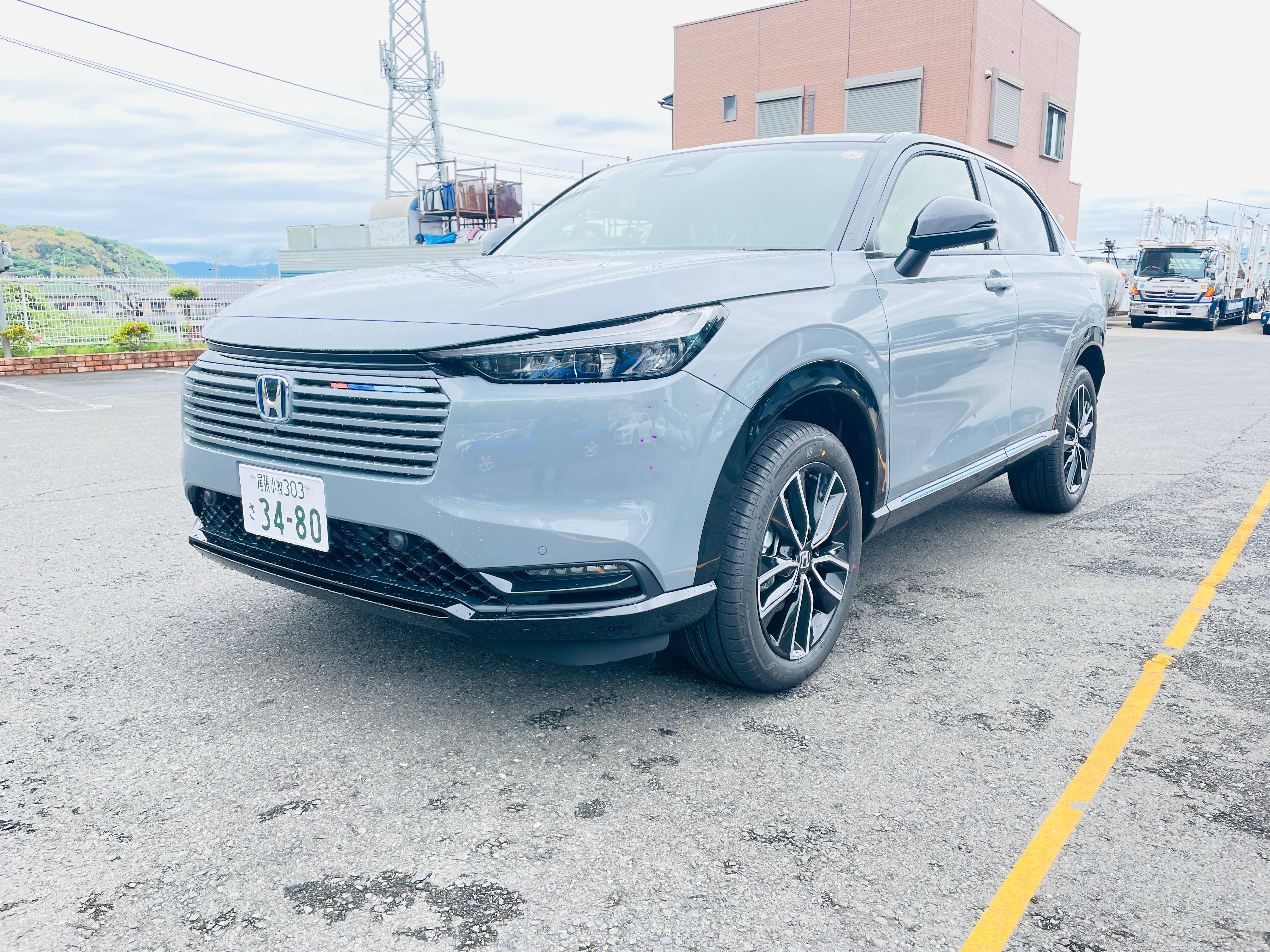 HONDA VEZEL Z PLAY 6AA-RV5