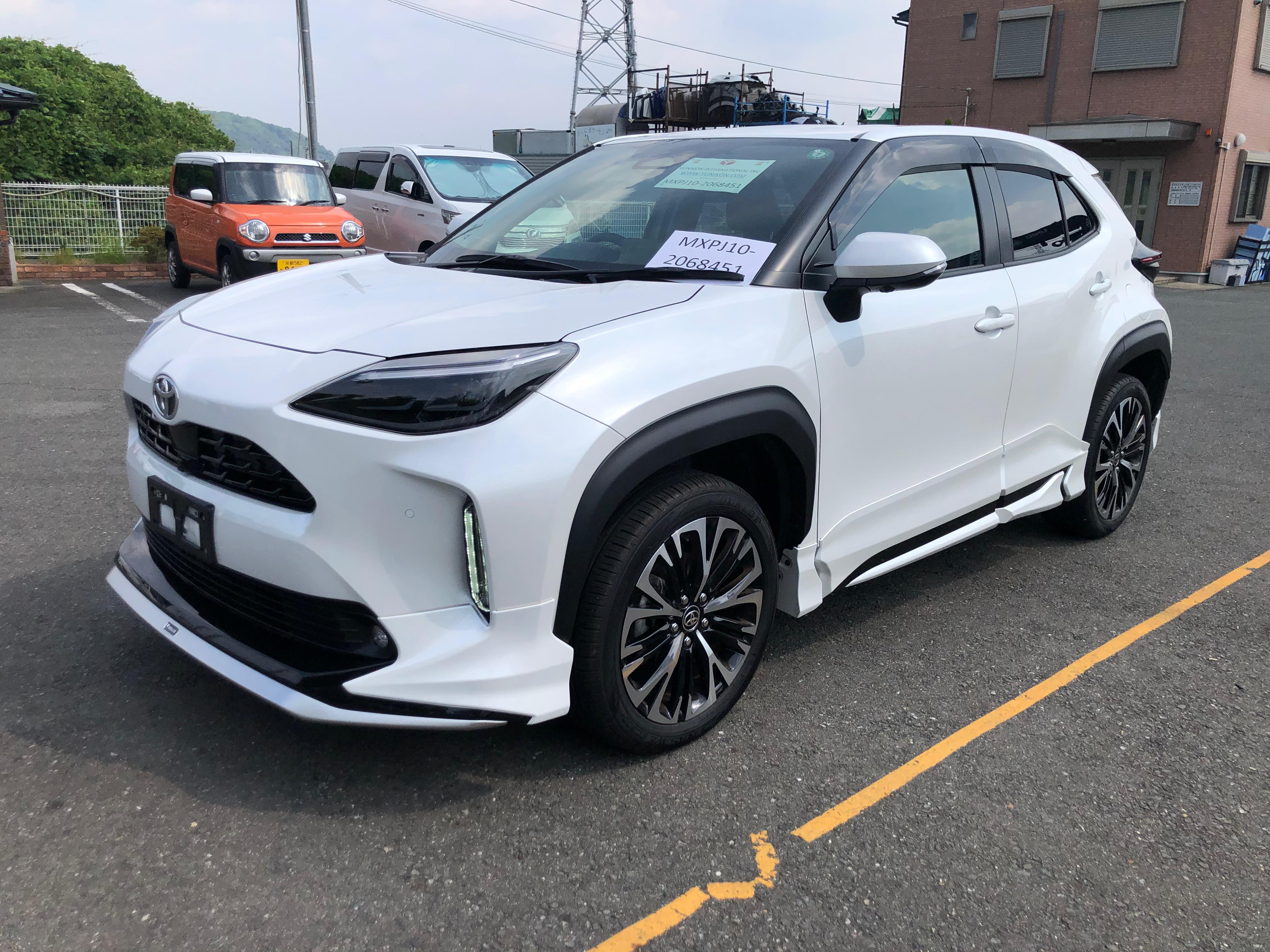 TOYOTA YARIS CROSS Z HYBRID 6AA-MXPJ10